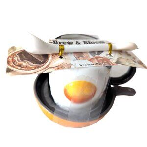 Corner Ruby Brew and Bloom Collection Golden Egg Teacup Saucer Spoon New